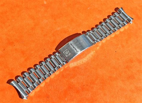 omega speedmaster bracelet clasp|Omega Speedmaster stainless steel bracelet.